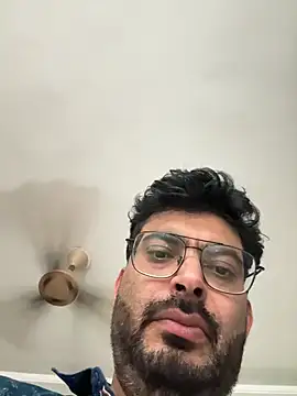 hot rajat online show from June 3, 2026, 12:41 pm