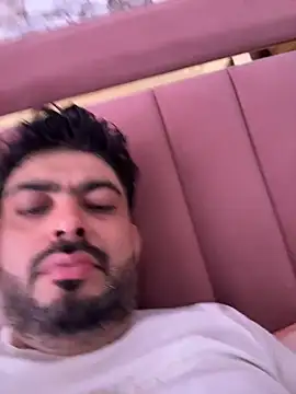 hot rajat online show from June 6, 2026, 3:11 am