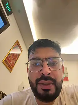 hot rajat online show from June 10, 2026, 2:38 pm
