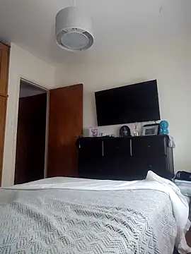 LuqenZo online show from April 1, 2026, 12:28 pm