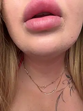 OdriOlsens online show from December 1, 2025, 11:15 am