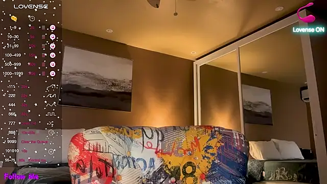 Snapshot of HeavenlyBlair chatting on January 26, 2025, 1:41 am HeavenlyBlair online show from January 26, 2025, 1:41 am