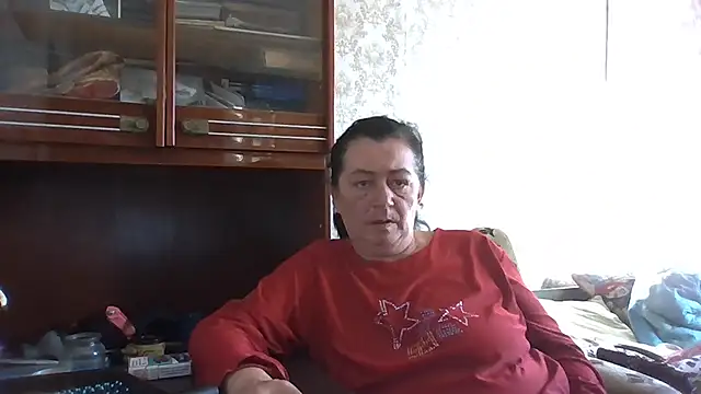 GypsiQueen2 online show from October 29, 2025, 12:07 pm