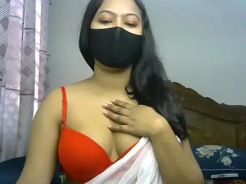 hotynnisha online show from January 19, 2025, 5:48 am