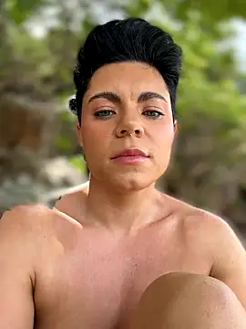 Snapshot of LukeLouHarvey chatting on October 15, 2025, 5:51 am LukeLouHarvey online show from October 15, 2025, 5:51 am