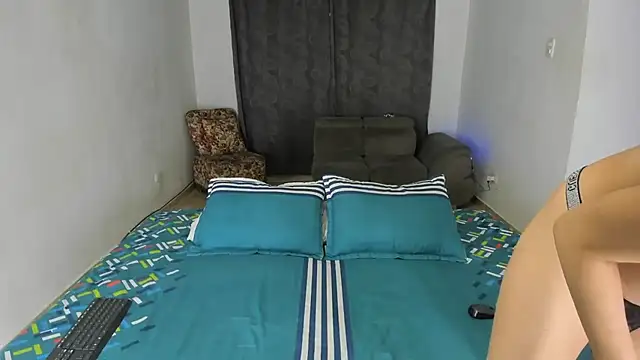 Fairycandyx online show from February 18, 2025, 5:31 am