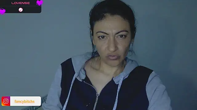 ErikaRika online show from December 20, 2024, 5:14 am