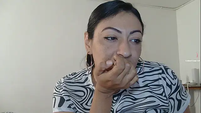 ErikaRika online show from December 23, 2024, 8:03 pm