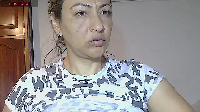 ErikaRika online show from September 14, 2025, 4:22 am