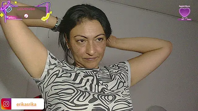 ErikaRika online show from September 17, 2025, 4:58 am