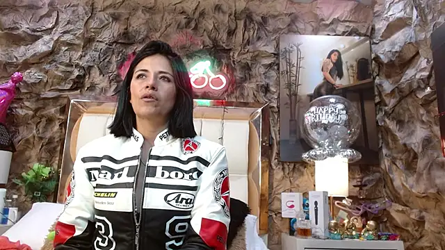 sharoon cheerry online show from December 15, 2024, 4:37 pm