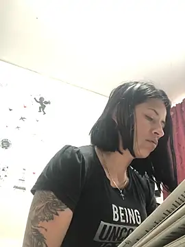 sharoon cheerry online show from February 20, 2025, 12:36 pm