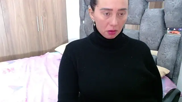 Snapshot of sara_hott_1 chatting on January 31, 2025, 7:18 pm sara hott 1 online show from January 31, 2025, 7:18 pm