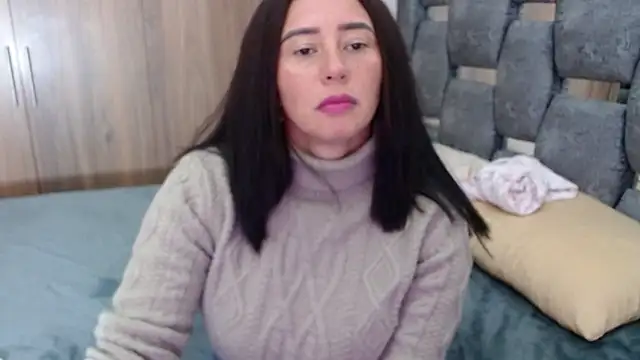 Snapshot of sara_hott_1 chatting on March 5, 2025, 8:42 pm sara hott 1 online show from March 5, 2025, 8:42 pm