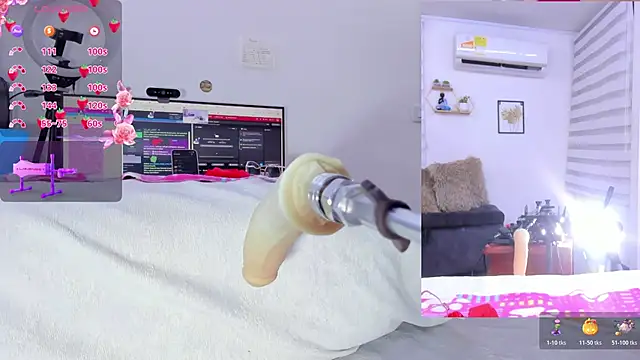 Snapshot of Soraya_Davis chatting on October 28, 2025, 9:13 am Soraya Davis online show from October 28, 2025, 9:13 am