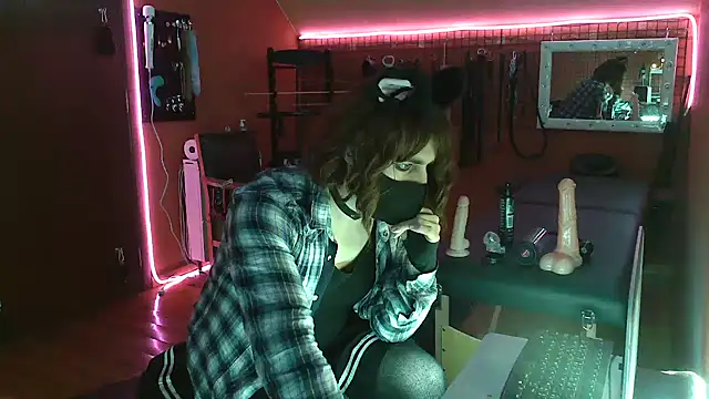 Snapshot of Ginny-the-bdsm-nympho chatting on December 23, 2024, 5:32 pm Ginny-the-bdsm-nympho online show from December 23, 2024, 5:32 pm