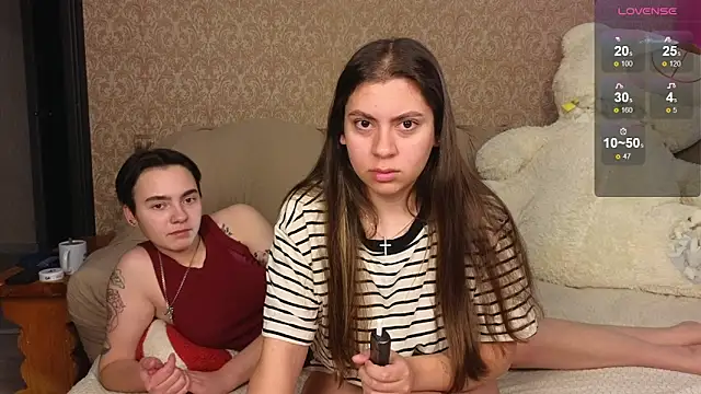 twobabesweet online show from October 16, 2025, 8:04 am