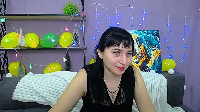 Snapshot of NinaFlawlees chatting on January 15, 2025, 10:35 pm NinaFlawlees online show from January 15, 2025, 10:35 pm