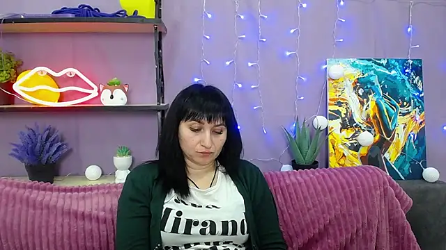 Snapshot of NinaFlawlees chatting on January 29, 2025, 1:48 am NinaFlawlees online show from January 29, 2025, 1:48 am