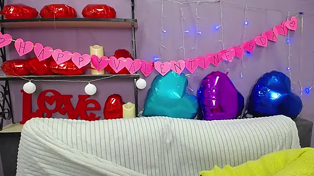 Snapshot of NinaFlawlees chatting on February 7, 2025, 11:03 pm NinaFlawlees online show from February 7, 2025, 11:03 pm