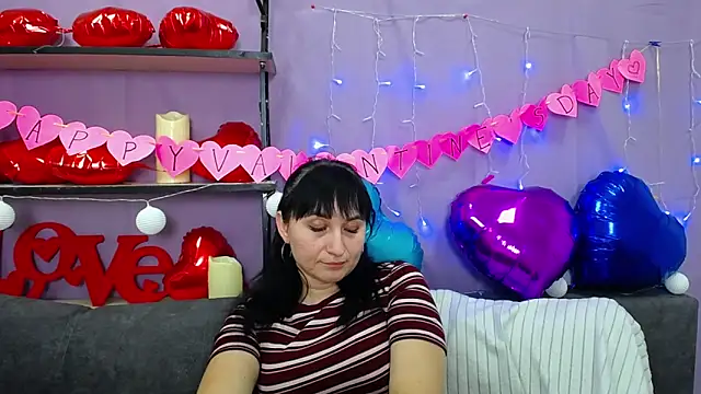 Snapshot of NinaFlawlees chatting on February 10, 2025, 2:52 am NinaFlawlees online show from February 10, 2025, 2:52 am