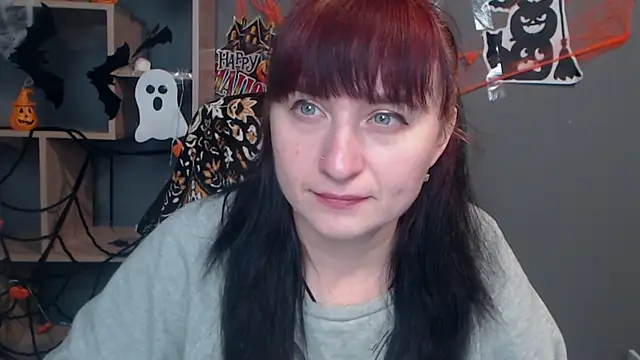 Snapshot of NinaFlawlees chatting on October 20, 2025, 12:05 pm NinaFlawlees online show from October 20, 2025, 12:05 pm