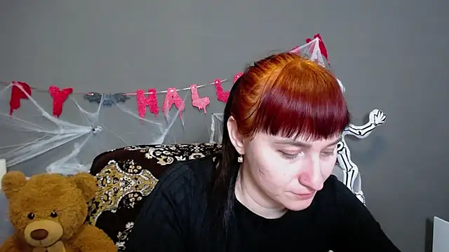 Snapshot of NinaFlawlees chatting on October 28, 2025, 1:03 pm NinaFlawlees online show from October 28, 2025, 1:03 pm