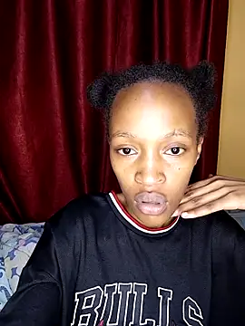 Olive Flora online show from March 26, 2026, 12:55 pm