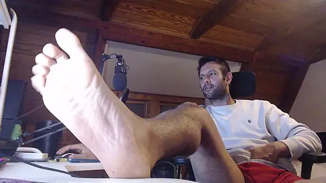 Snapshot of cashmasterzobistone chatting on February 21, 2026, 3:29 am cashmasterzobistone online show from February 21, 2026, 3:29 am