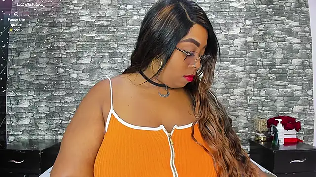 HannyMansonh online show from January 13, 2026, 3:23 am