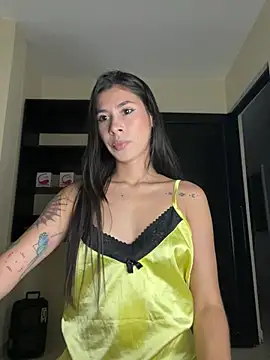 Snapshot of alia_bashar chatting on January 22, 2025, 3:52 am alia bashar online show from January 22, 2025, 3:52 am