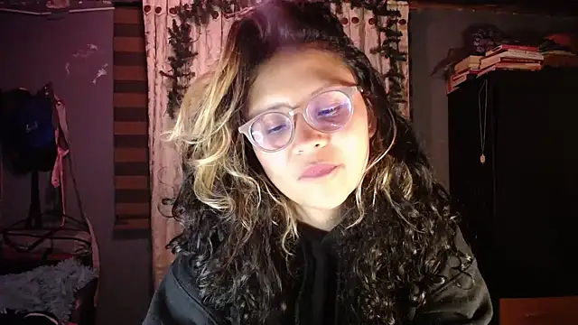 Hathorlove online show from January 13, 2026, 1:55 am