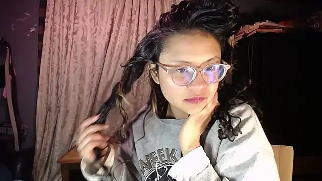 Hathorlove online show from February 24, 2026, 6:44 am