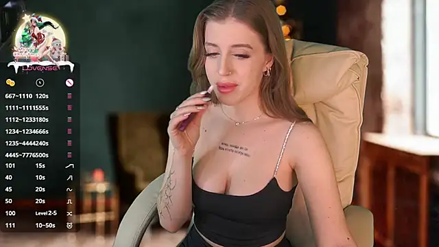 PenellopaRaw online show from January 7, 2025, 2:41 pm