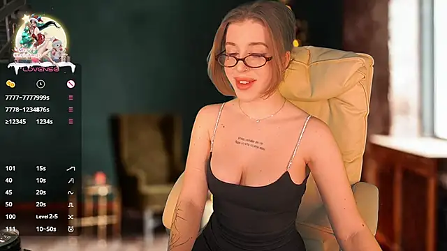 PenellopaRaw online show from January 8, 2025, 3:39 pm