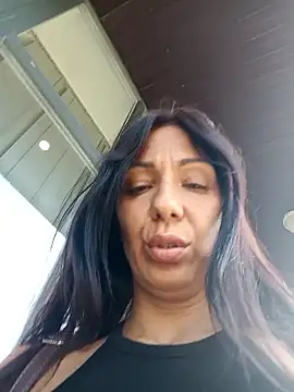 Snapshot of LeticiaWoods chatting on September 10, 2025, 9:42 am LeticiaWoods online show from September 10, 2025, 9:42 am