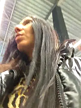 Snapshot of LeticiaWoods chatting on January 18, 2026, 11:58 am LeticiaWoods online show from January 18, 2026, 11:58 am