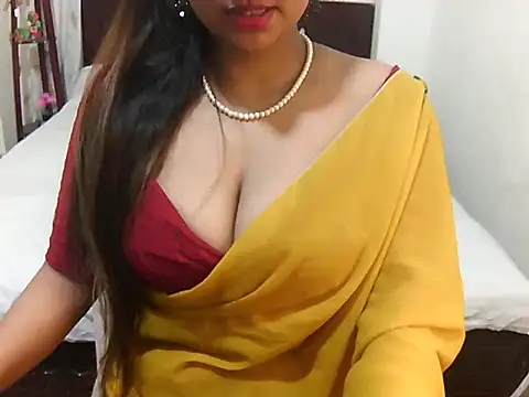 cutebengaligirl online show from June 19, 2026, 7:50 pm