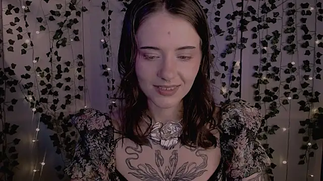 Snapshot of risha_laas chatting on September 26, 2025, 8:13 pm risha laas online show from September 26, 2025, 8:13 pm