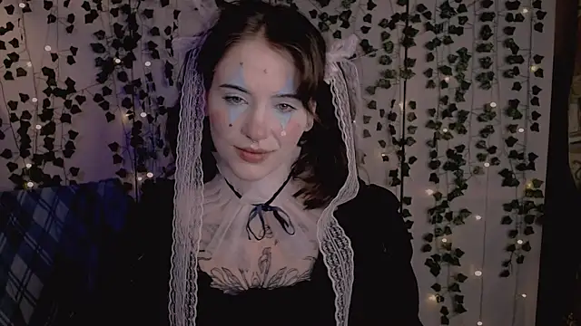 Snapshot of risha_laas chatting on November 2, 2025, 8:00 pm risha laas online show from November 2, 2025, 8:00 pm