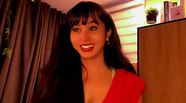 Snapshot of YOURCRISTINAS chatting on December 27, 2024, 10:05 pm YOURCRISTINAS online show from December 27, 2024, 10:05 pm
