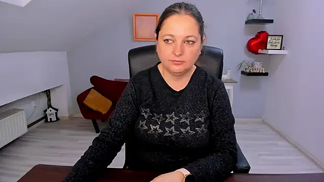 Snapshot of LollaGirl chatting on March 30, 2026, 3:18 am LollaGirl online show from March 30, 2026, 3:18 am