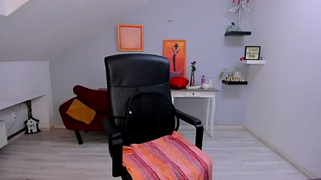 Snapshot of LollaGirl chatting on April 3, 2026, 3:26 am LollaGirl online show from April 3, 2026, 3:26 am