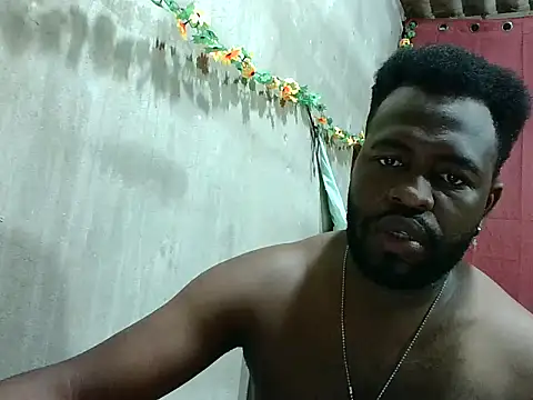 2ocmaxi online show from November 22, 2025, 5:01 pm