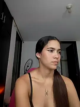 Snapshot of Sallye_ chatting on January 26, 2025, 4:20 am Sallye online show from January 26, 2025, 4:20 am