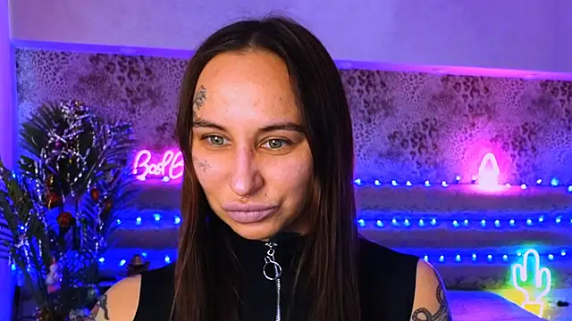 Snapshot of Cool_Freak_ chatting on January 2, 2025, 9:22 am Cool Freak online show from January 2, 2025, 9:22 am