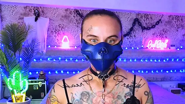 Snapshot of Cool_Freak_ chatting on September 13, 2025, 10:15 am Cool Freak online show from September 13, 2025, 10:15 am