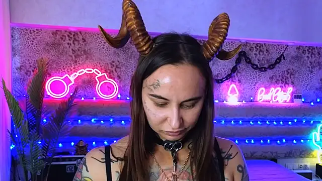 Snapshot of Cool_Freak_ chatting on October 3, 2025, 10:12 am Cool Freak online show from October 3, 2025, 10:12 am