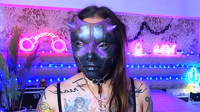 Snapshot of Cool_Freak_ chatting on October 4, 2025, 10:13 am Cool Freak online show from October 4, 2025, 10:13 am