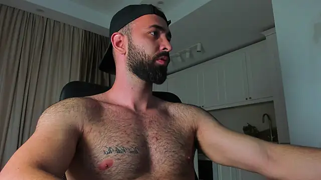MichaelMasterss online show from July 31, 2026, 8:30 pm
